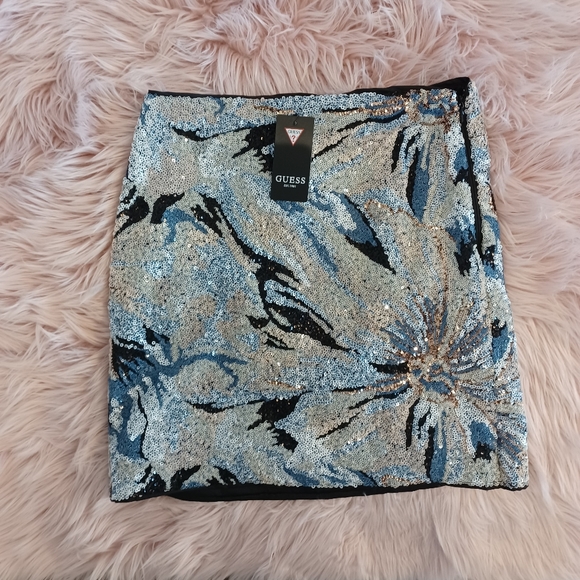 NWT sequence mini skirt - Picture 4 of 7